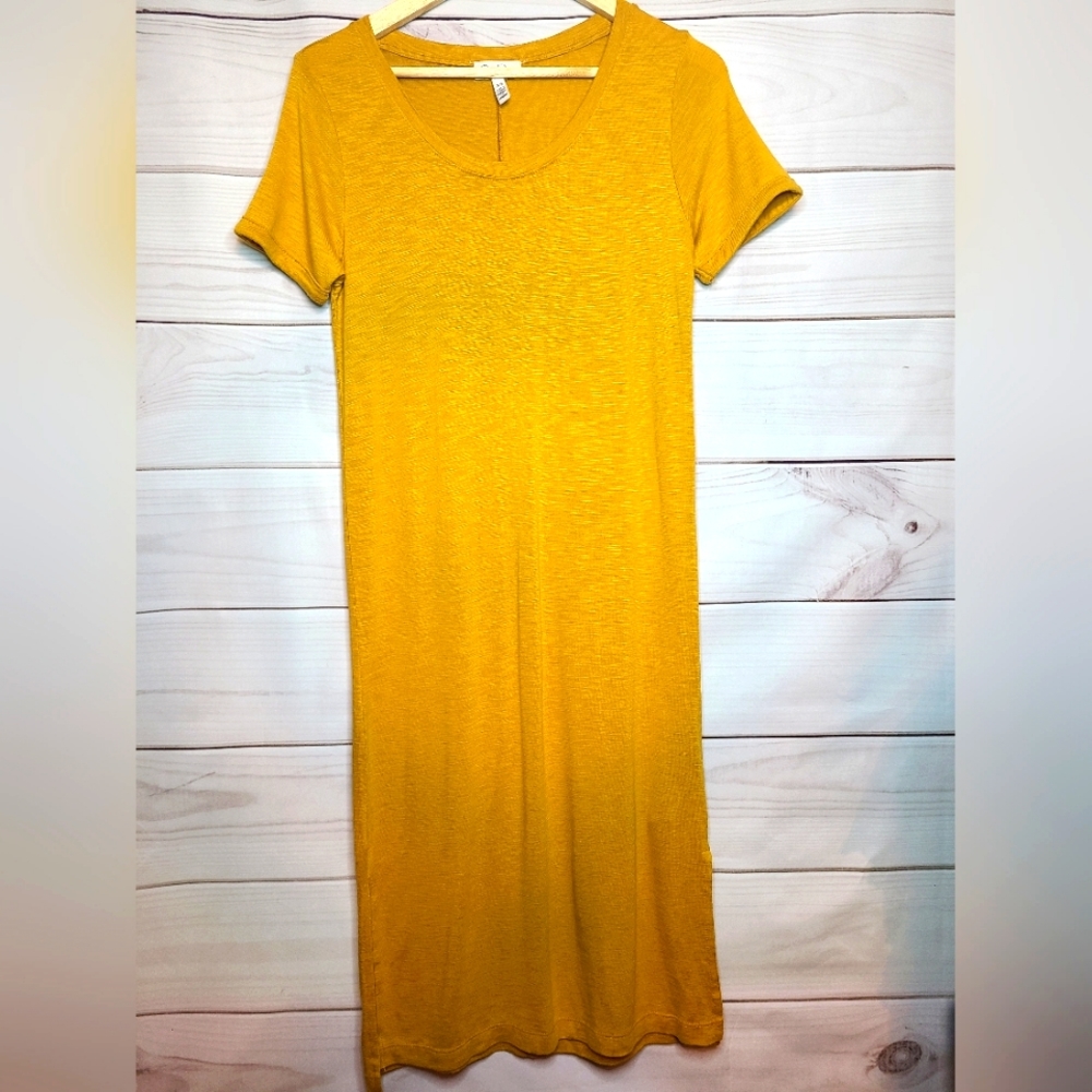 💛Jessica Simpson Midi Dress (xs)